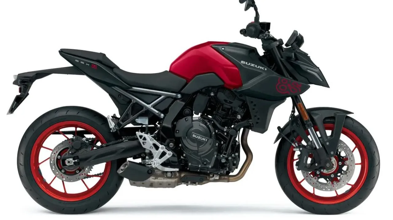 Suzuki GSX-8S (2026) — foto 1