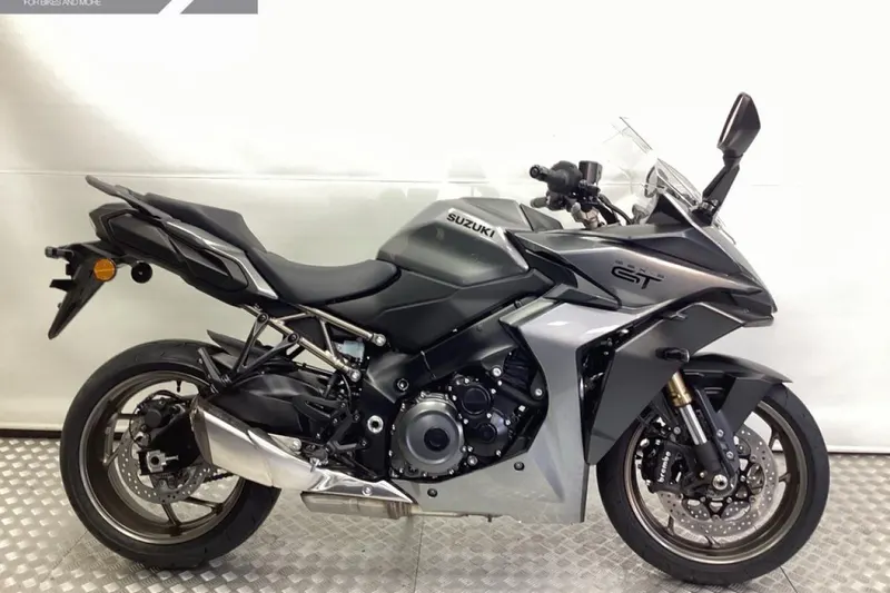 Suzuki GSX-S1000GT (2026)