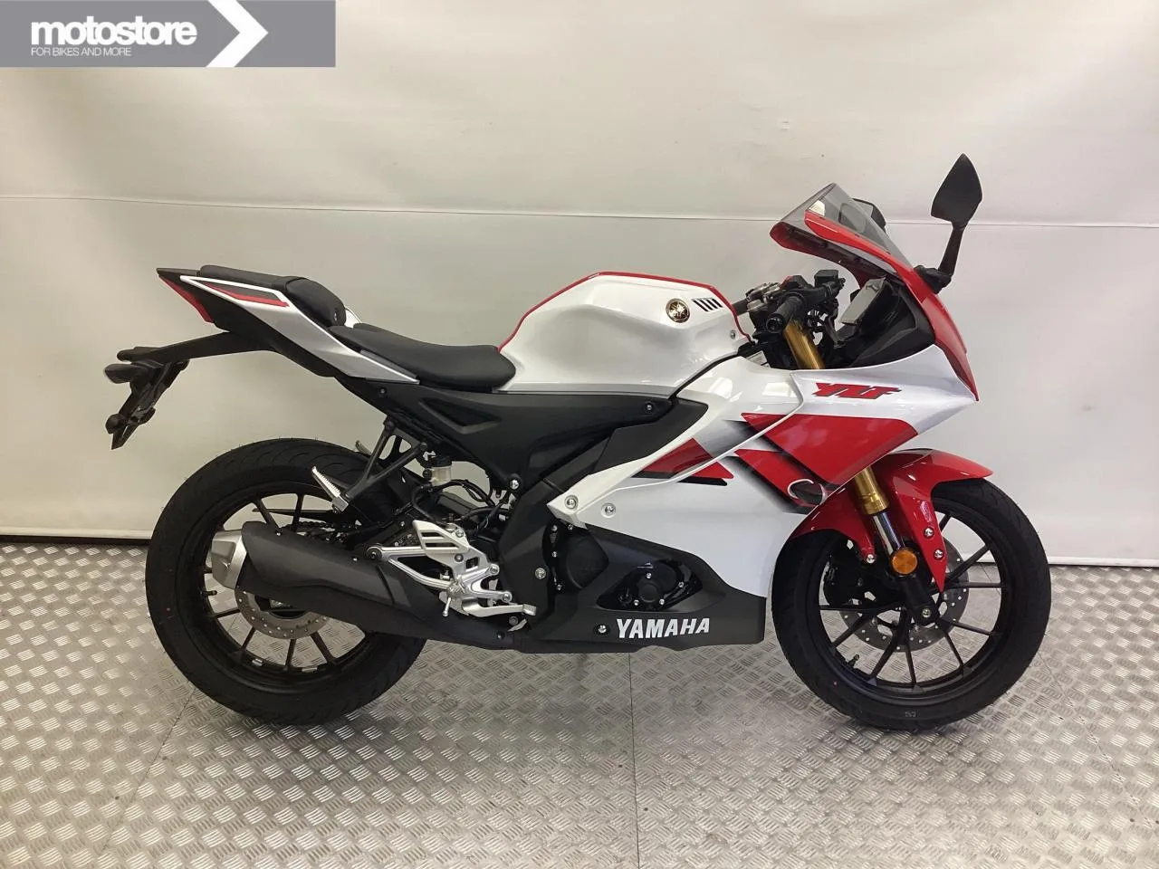 Yamaha YZF-R125 (2026) — foto 1