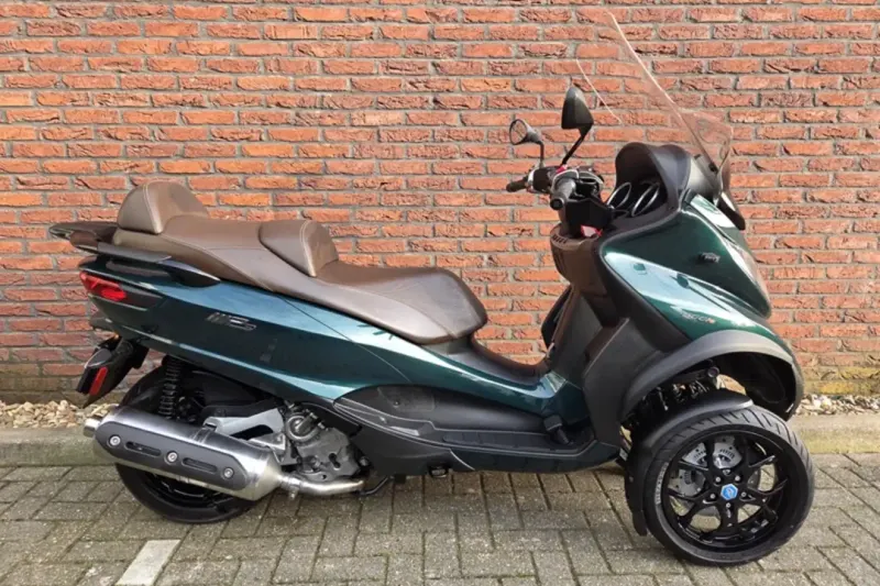 Piaggio MP3 500 (2015)