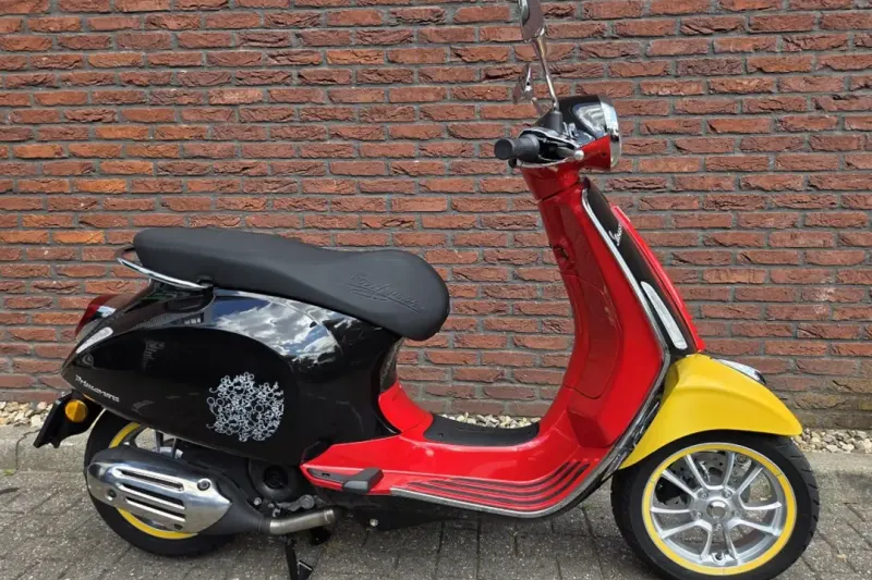 Vespa Primavera 50 (2024)