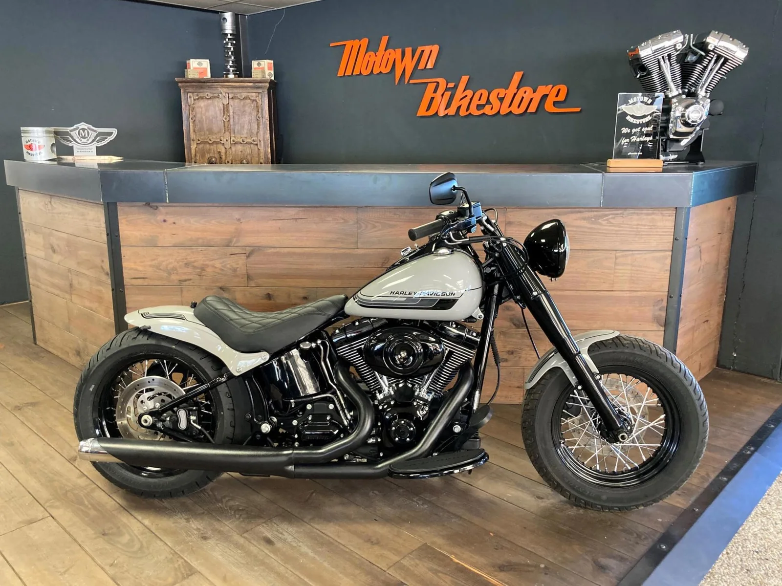 Harley-Davidson Softail Custom (2009) — foto 1