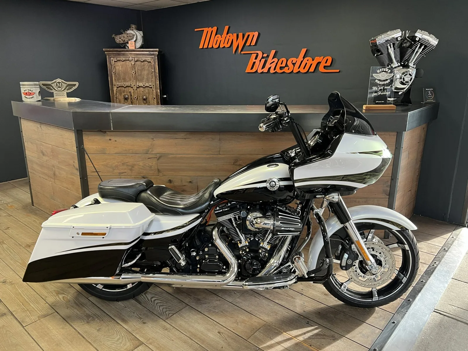 Harley-Davidson CVO Road Glide (2012) — foto 1