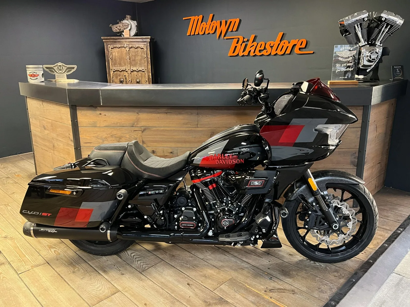 Harley-Davidson Road Glide (2026) — foto 1