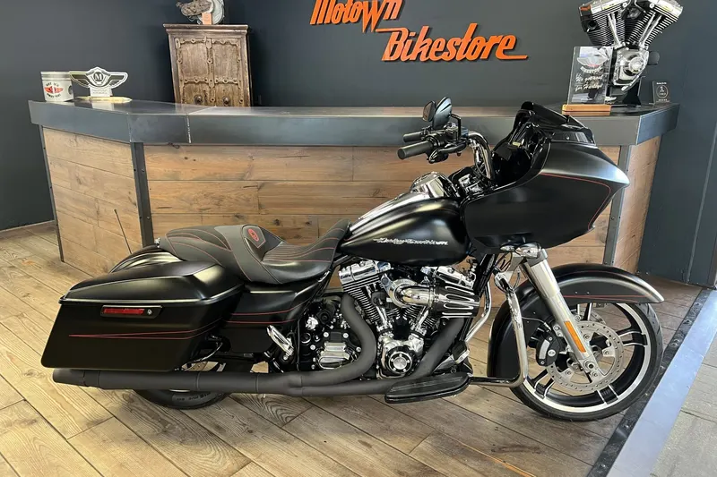 Harley-Davidson Road Glide (2015)