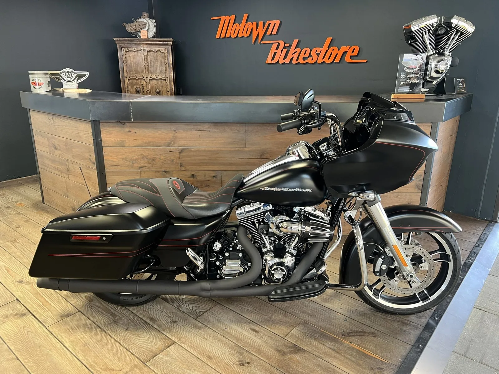 Harley-Davidson Road Glide (2015) — foto 1