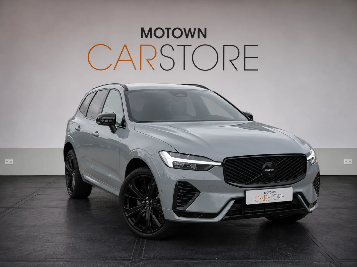 Volvo XC60 (2025) — foto 1