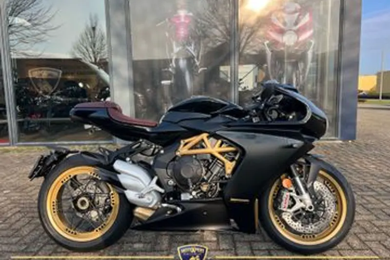 MV Agusta Superveloce 800 (2025)