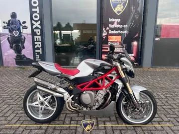 MV Agusta Brutale 910 (2006) — foto 1