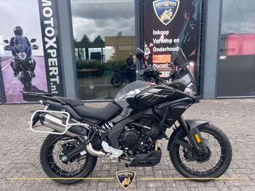 CFMOTO 700 (2025) — foto 1