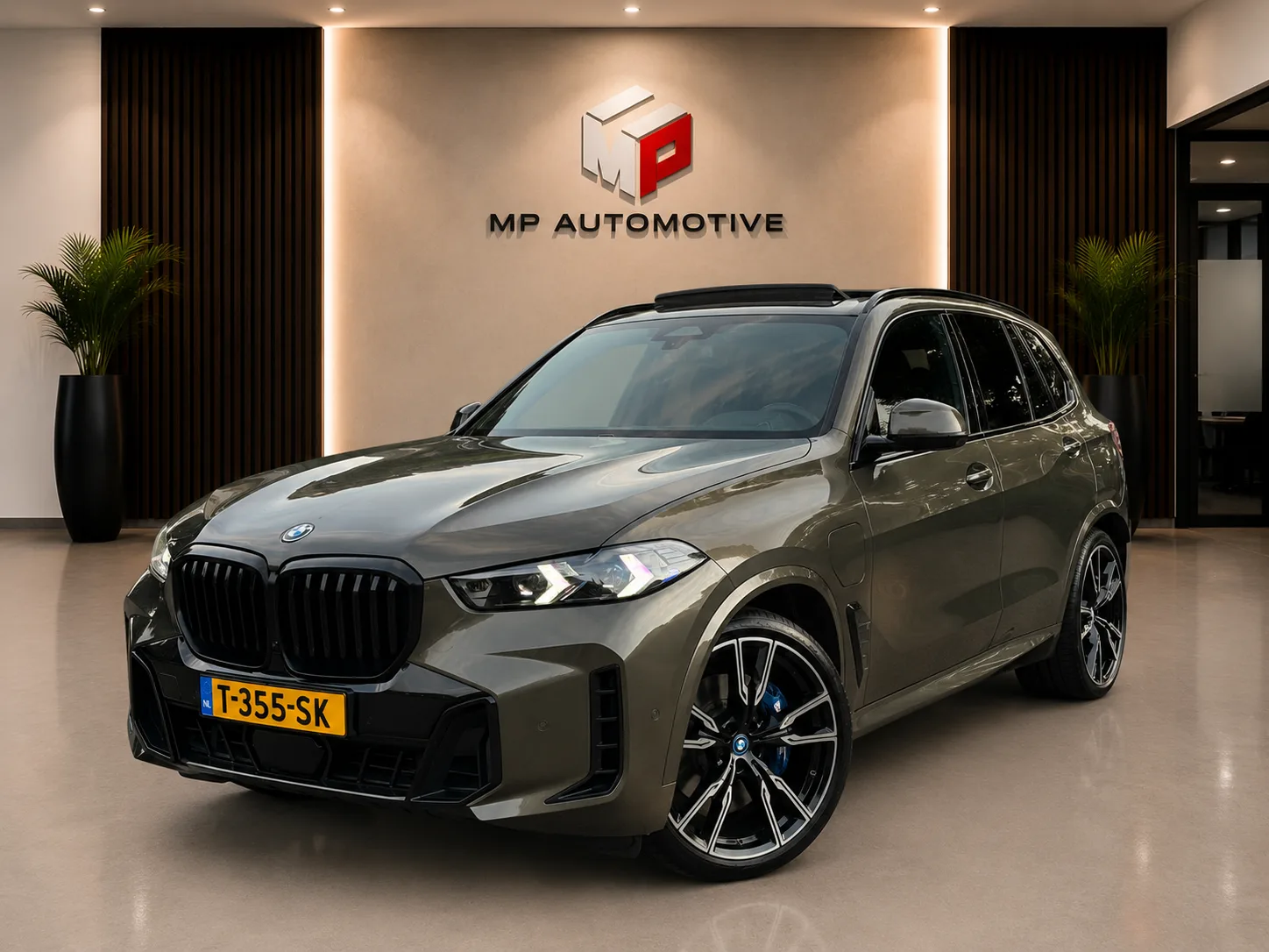 BMW X5 (2023) — foto 1
