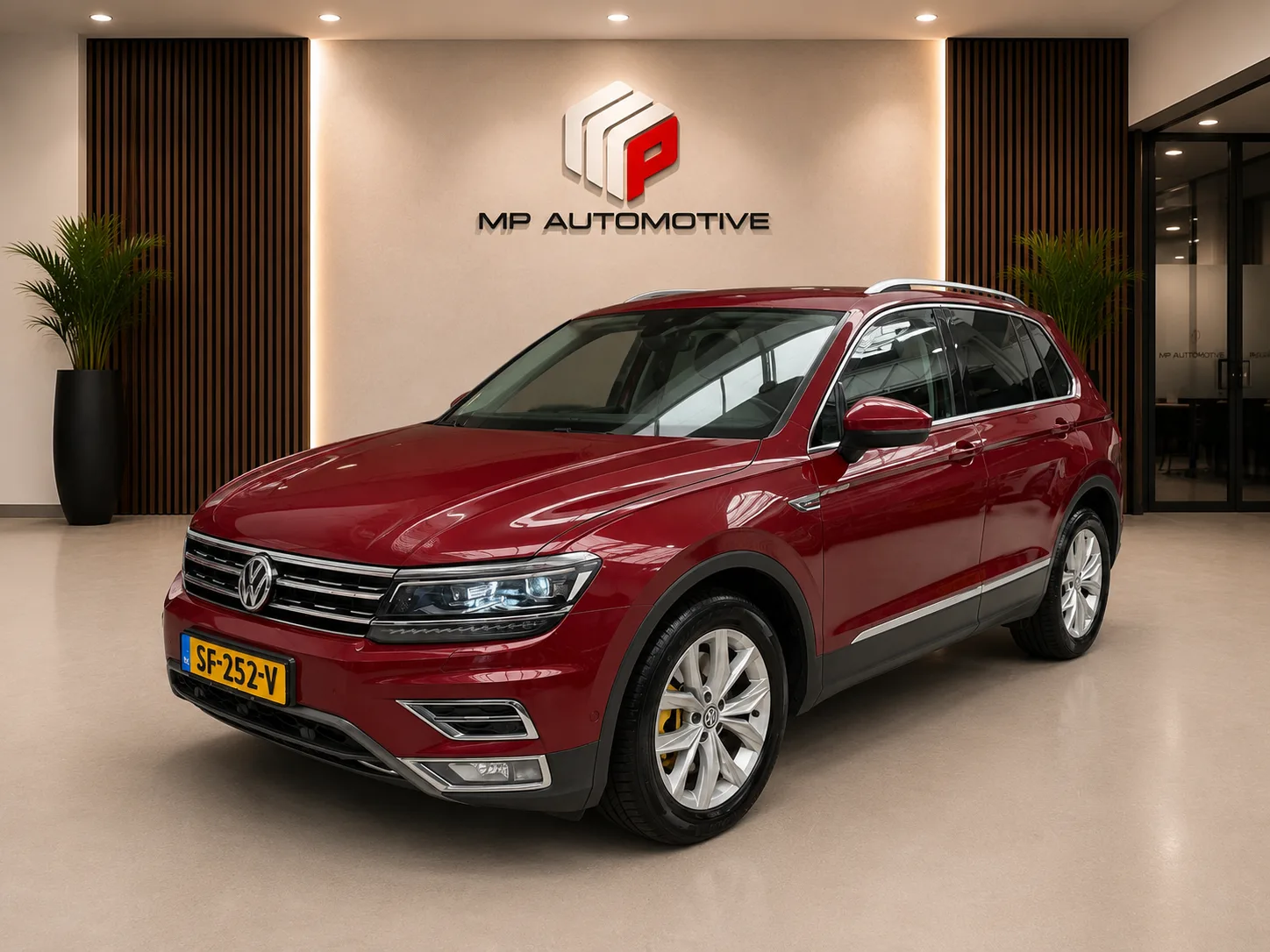 Volkswagen Tiguan (2017) — foto 1