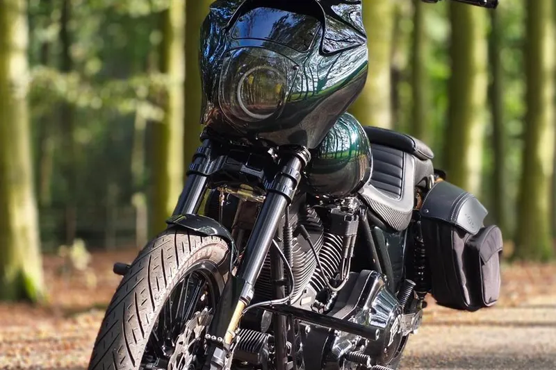 Harley-Davidson Super Glide (1990)