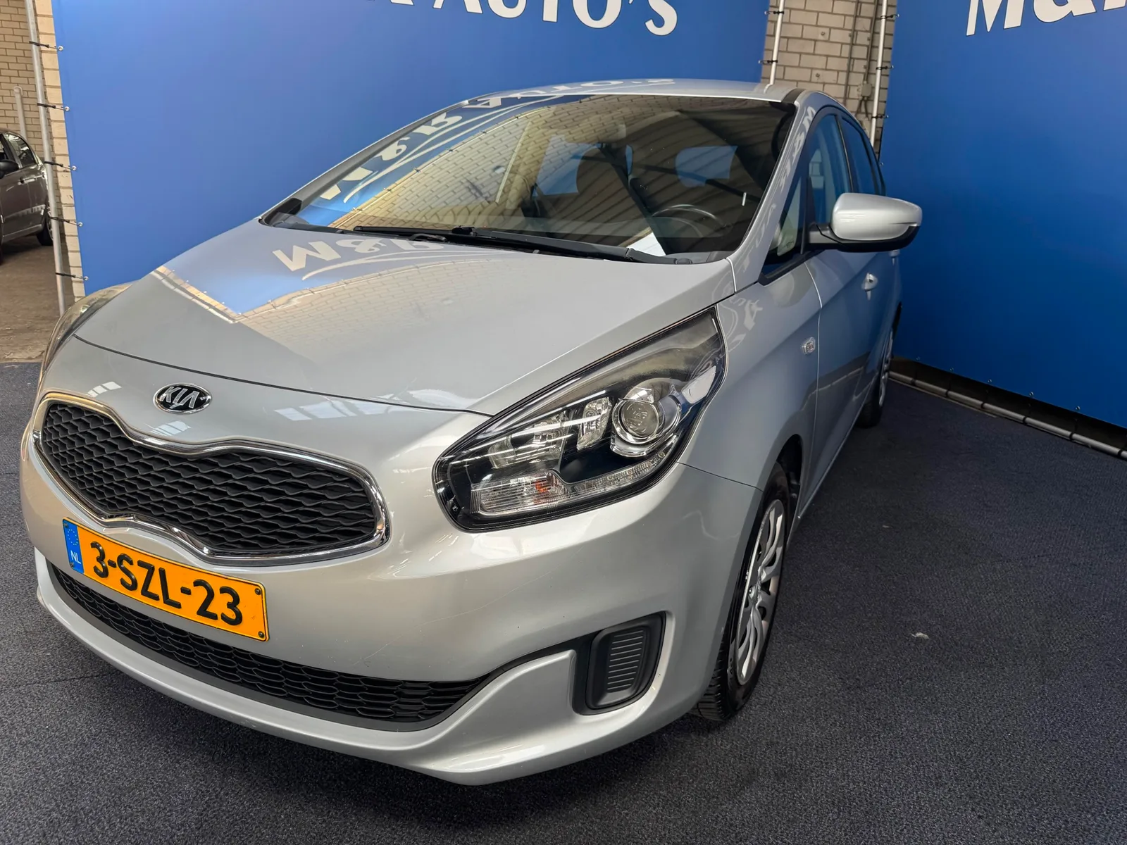 Kia Carens (2014) — foto 1