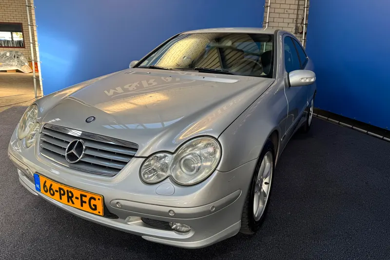 Mercedes-Benz C-Klasse (2004)