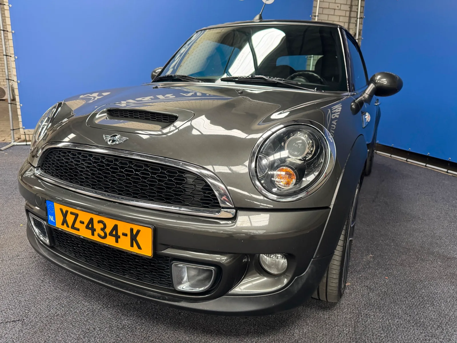 MINI Cabrio (2011) — foto 1
