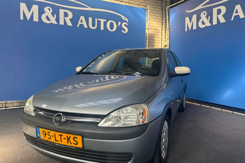 Opel Corsa (2003)
