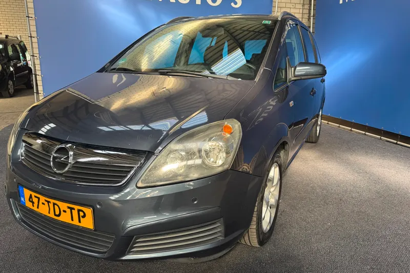 Opel Zafira (2006)