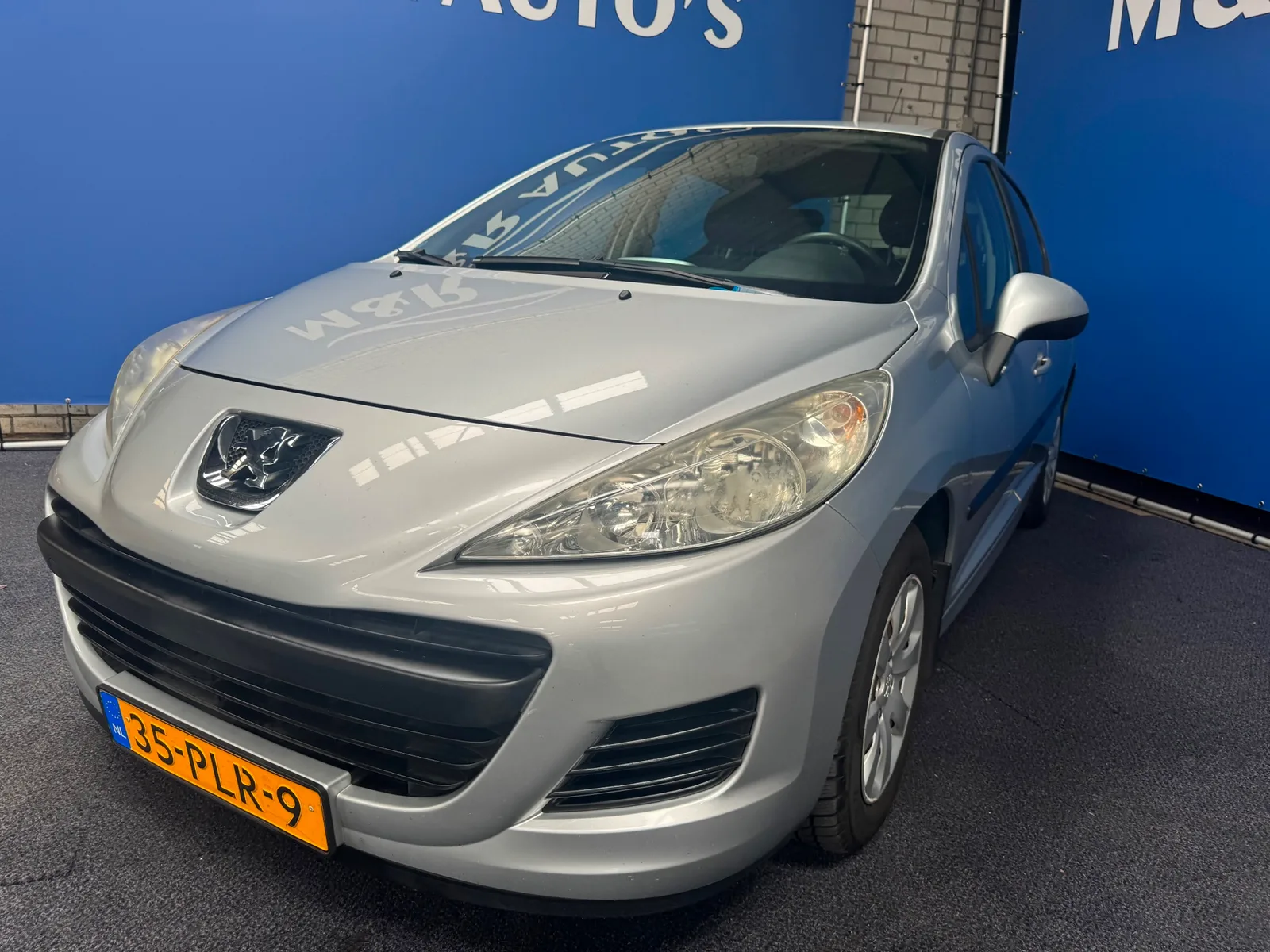Peugeot 207 (2010) — foto 1