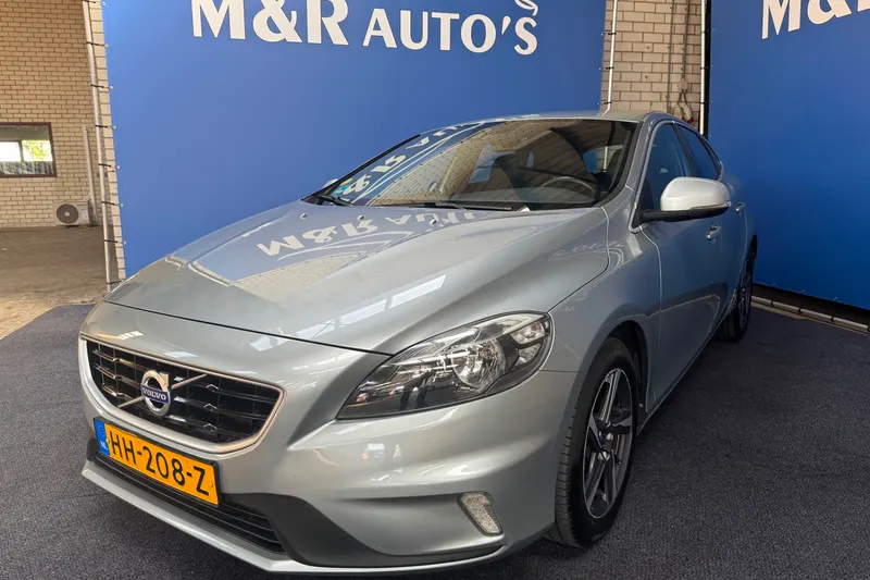 Volvo V40 (2015)