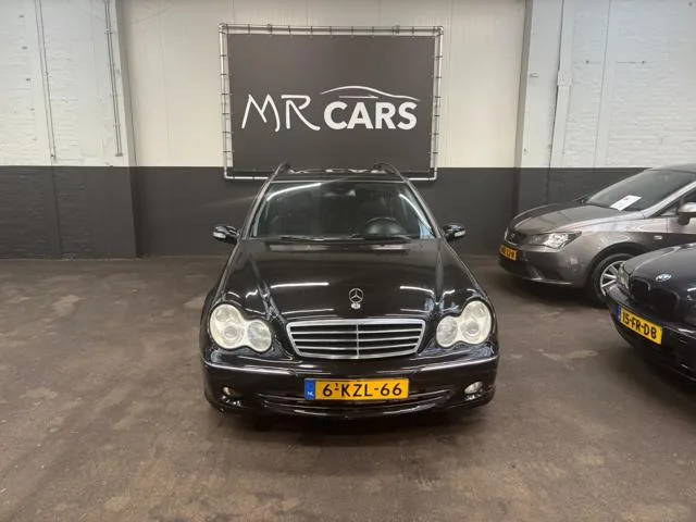 Mercedes-Benz C-Klasse (2005) — foto 1