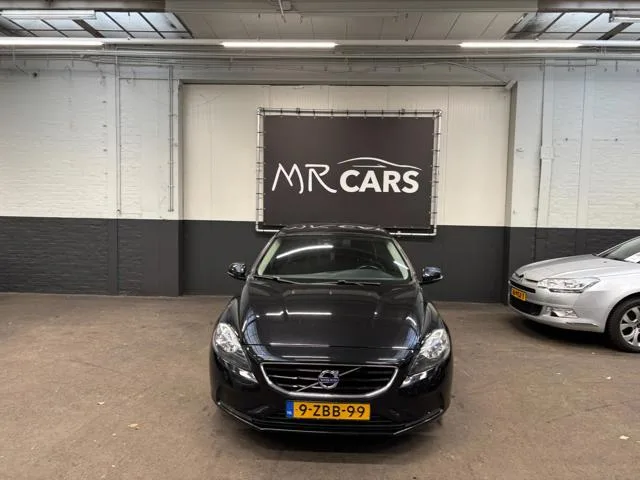 Volvo V40 (2014) — foto 1