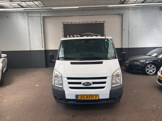 Ford Transit (2011) — foto 1