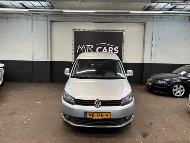 Volkswagen Caddy (2013) — foto 1