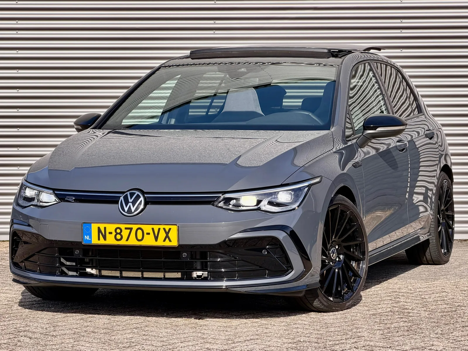 Volkswagen Golf (2020) — foto 1