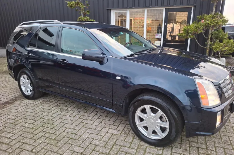 Cadillac SRX (2005)