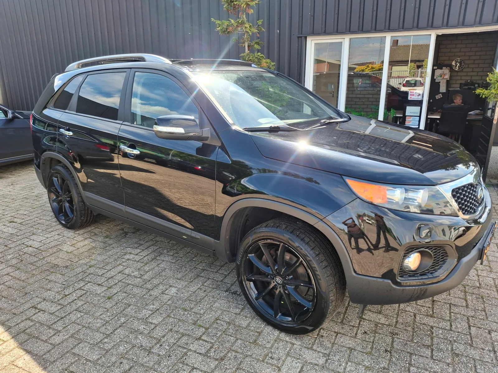 Kia Sorento (2010) — foto 1