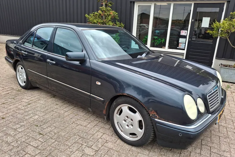Mercedes-Benz E-Klasse (1998)