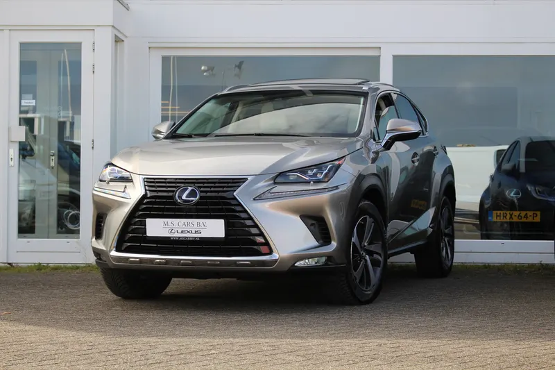 Lexus NX (2018)