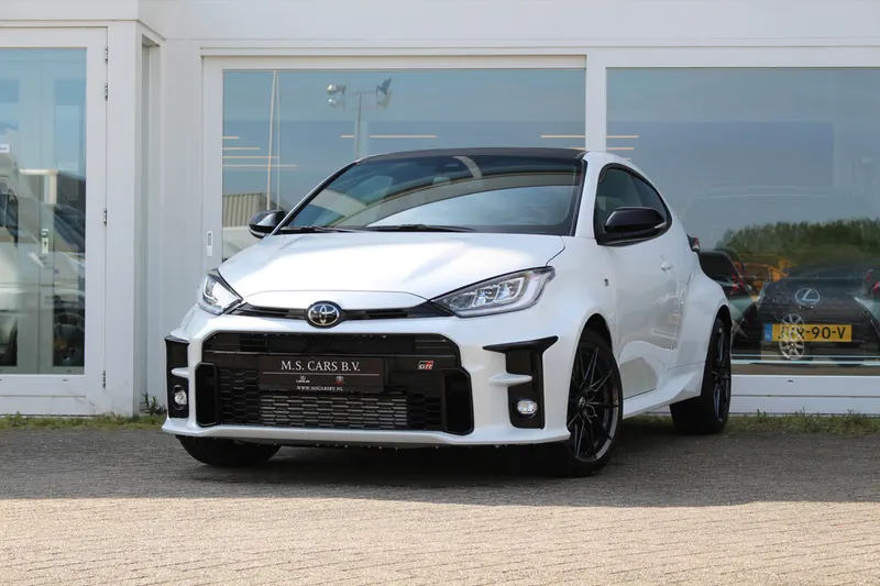 Lexus RC (2024)