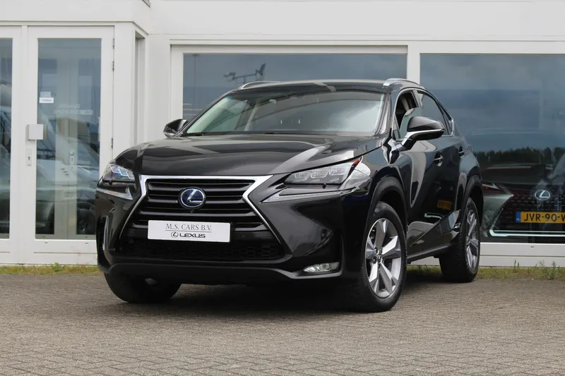 Lexus IS (2015)