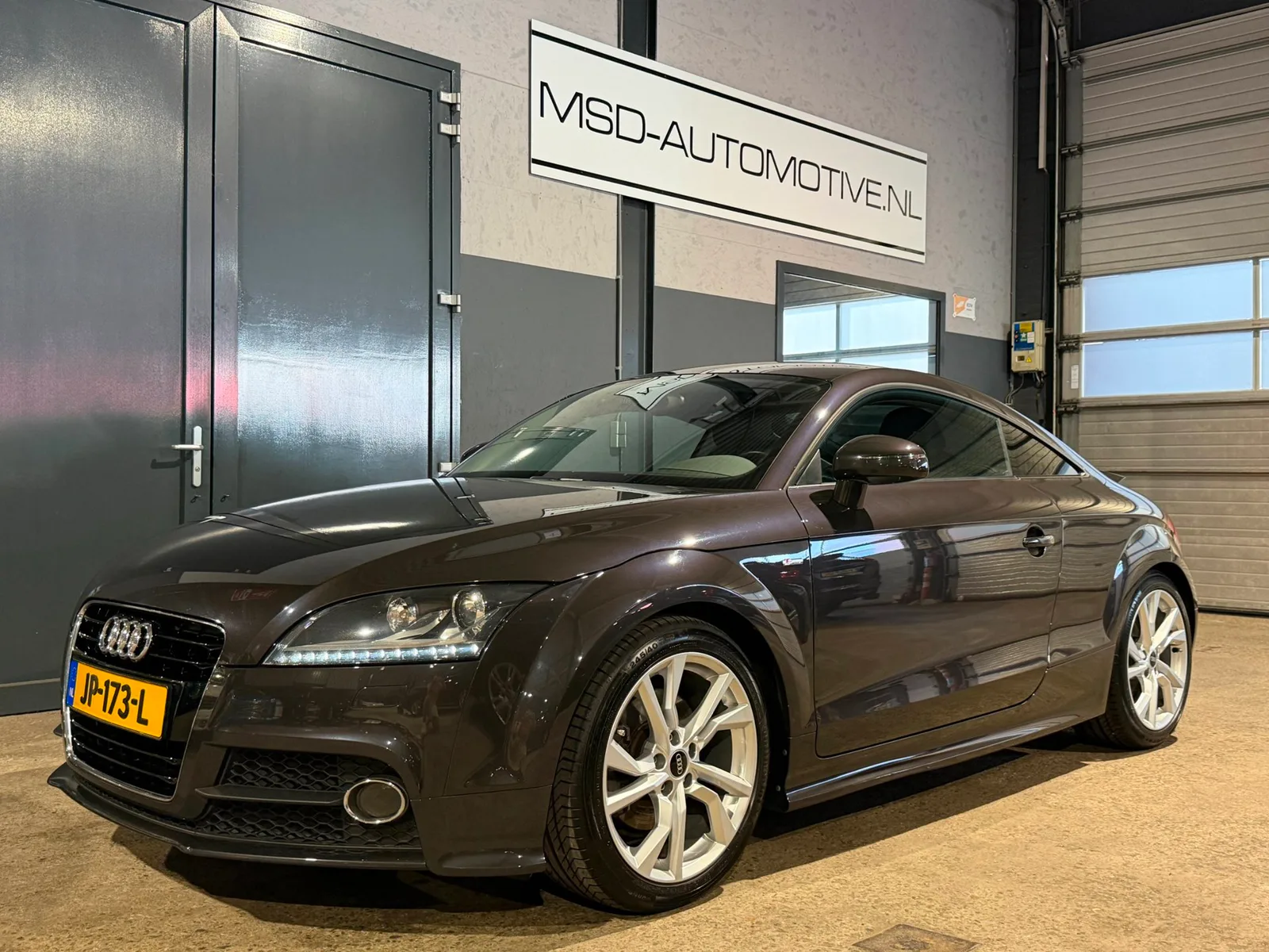 Audi TT (2012) — foto 1