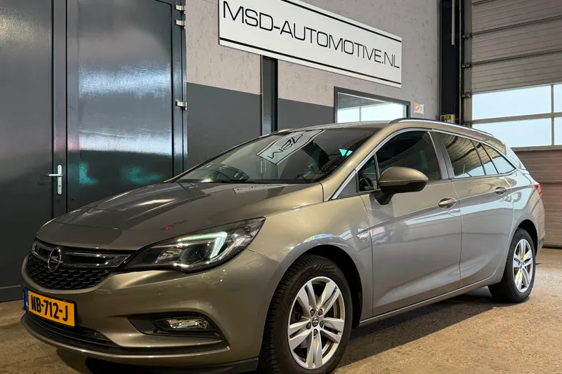 Opel Astra (2017)