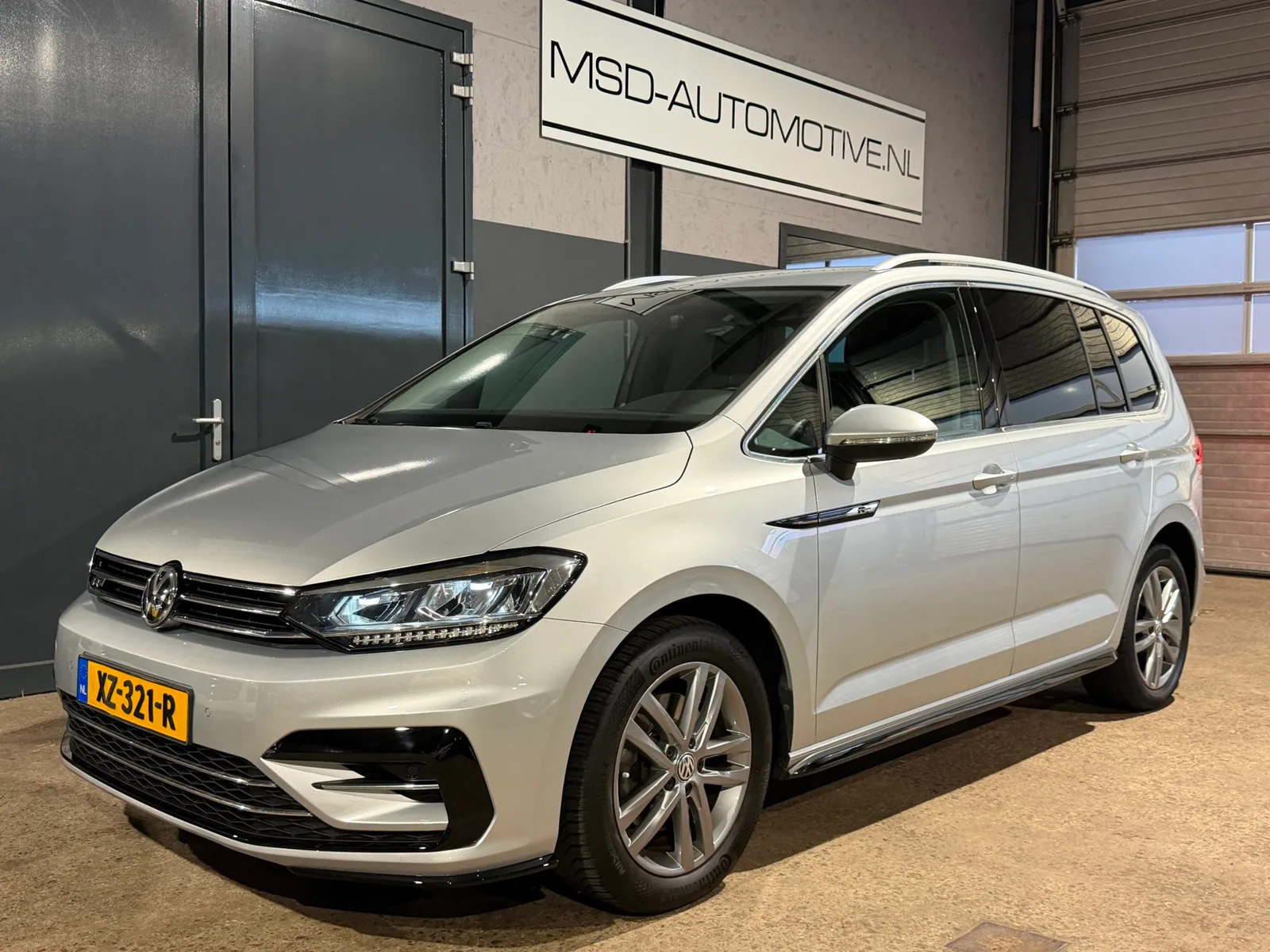 Volkswagen Touran (2019) — foto 1