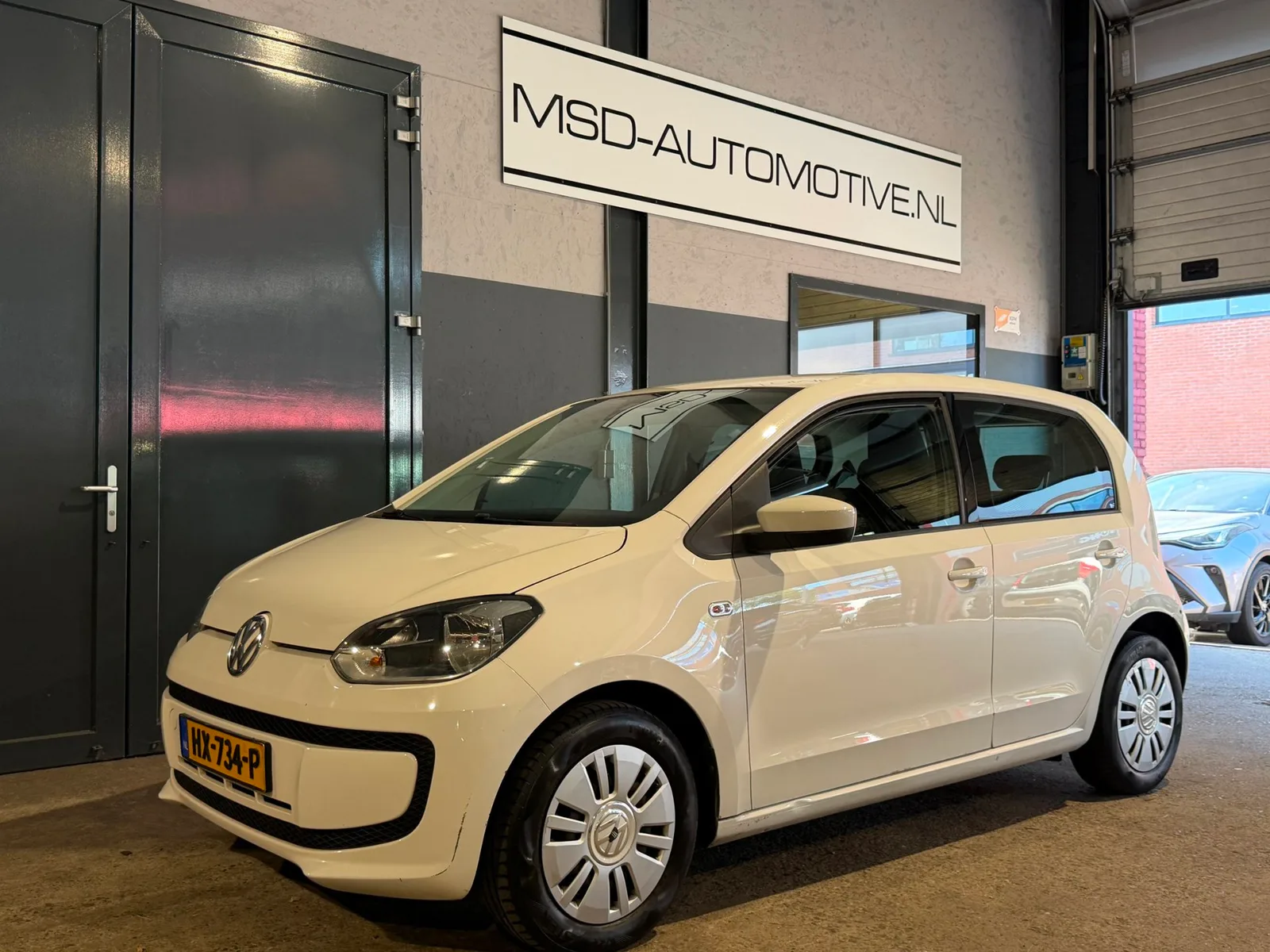 Volkswagen Up! (2016) — foto 1
