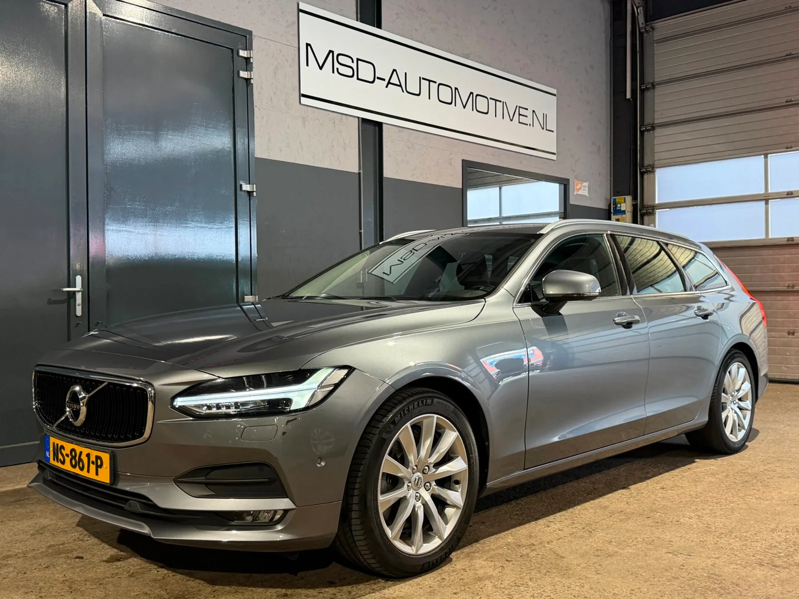 Volvo V90 (2017) — foto 1