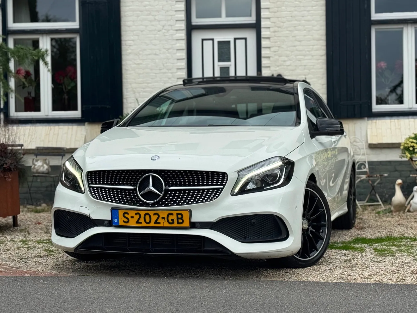 Mercedes-Benz A-Klasse (2017) — foto 1