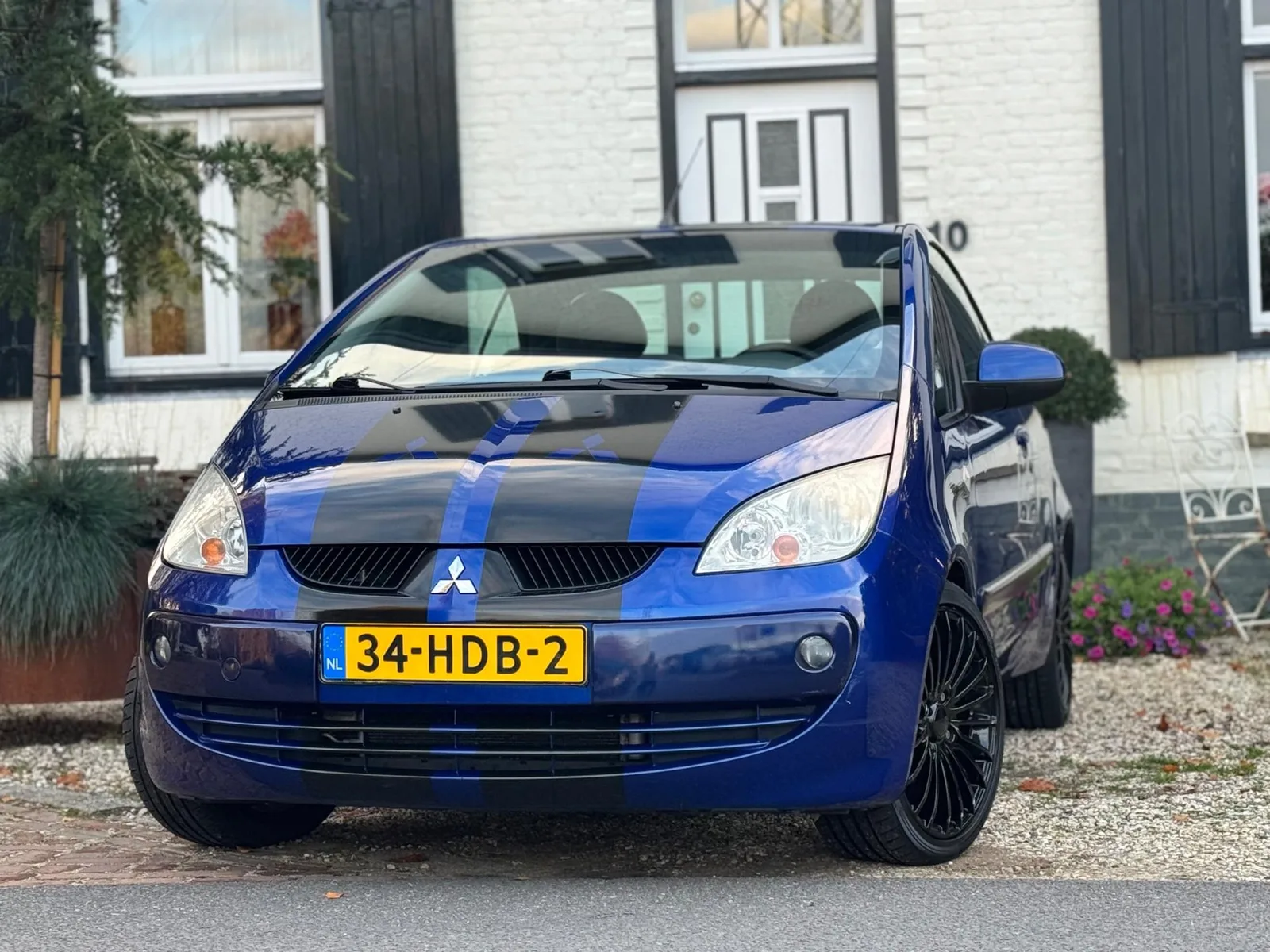 Mitsubishi Colt (2008) — foto 1
