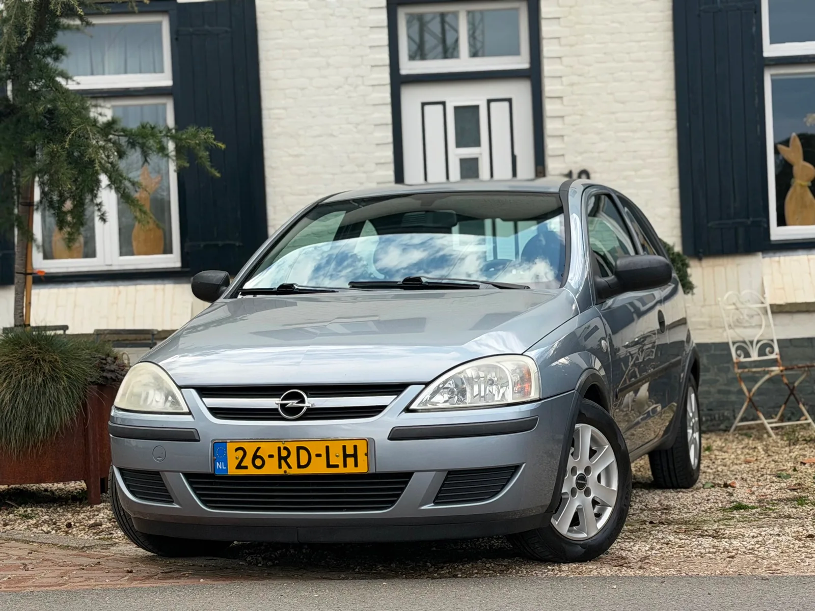 Opel Corsa (2005) — foto 1