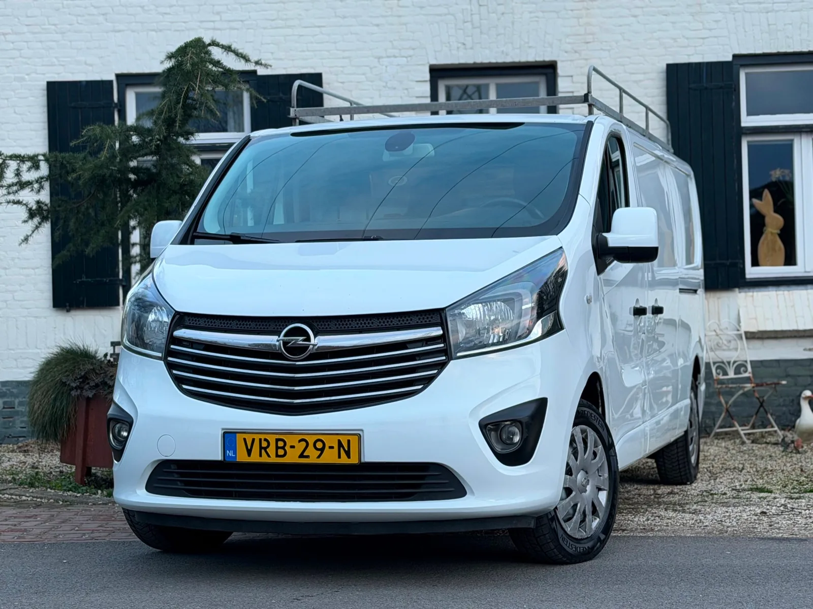 Opel Vivaro (2016) — foto 1