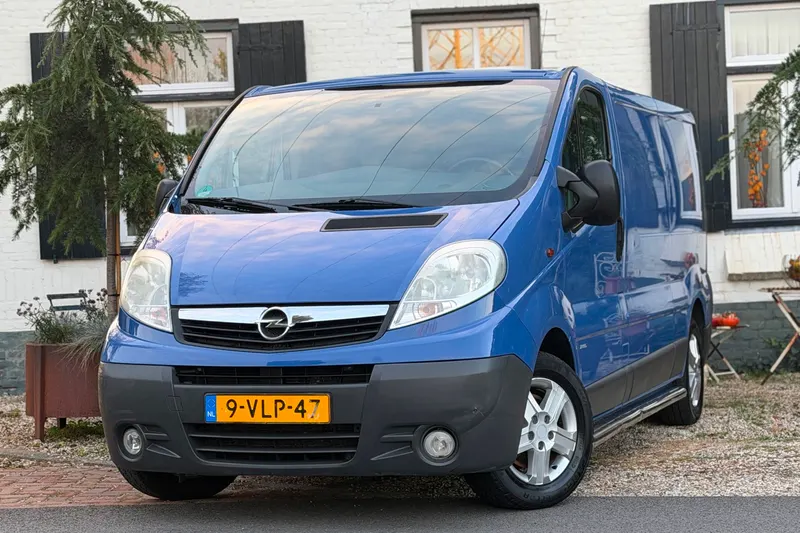 Opel Vivaro (2011)