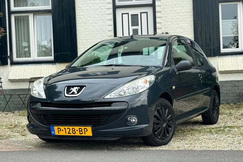 Peugeot 206 (2010)
