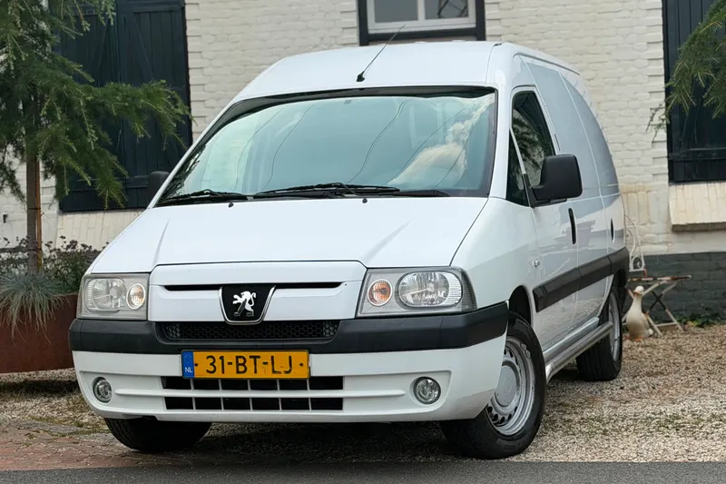 Peugeot Expert (2005)