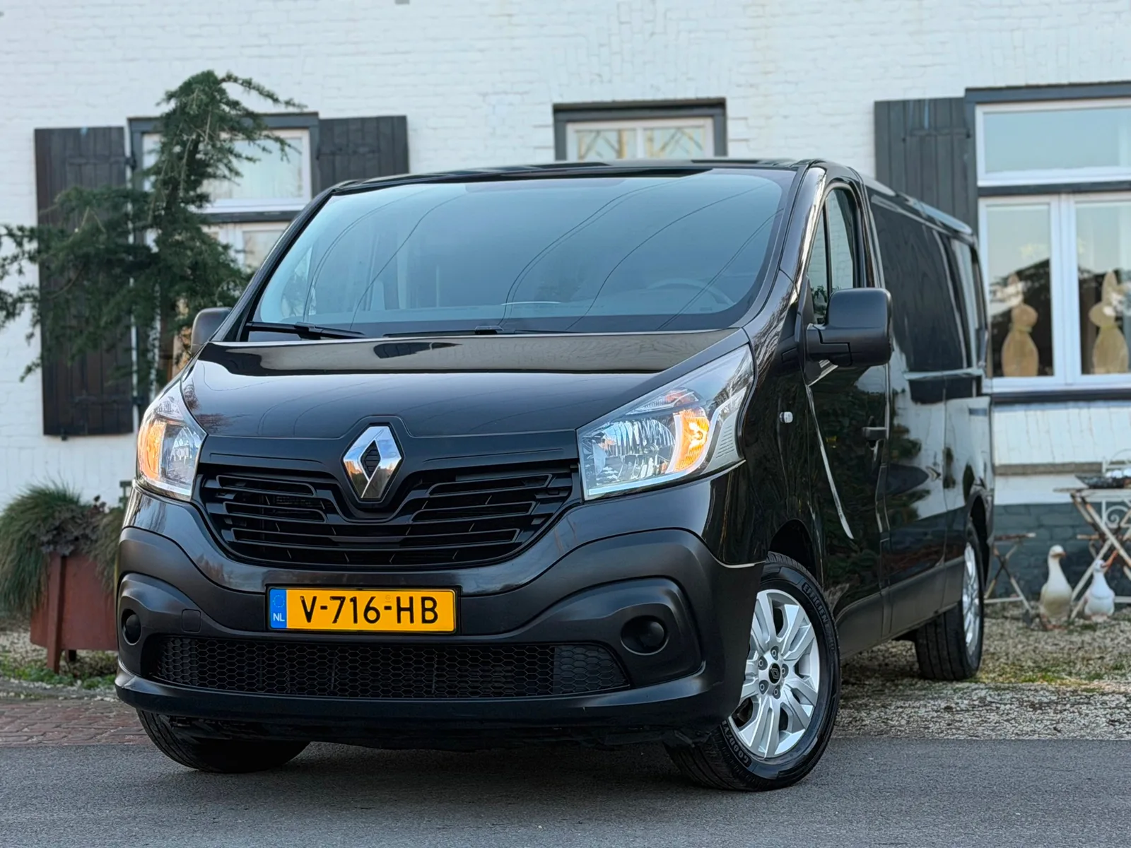 Renault Trafic (2017) — foto 1