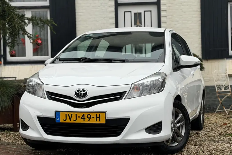 Toyota Yaris (2014)