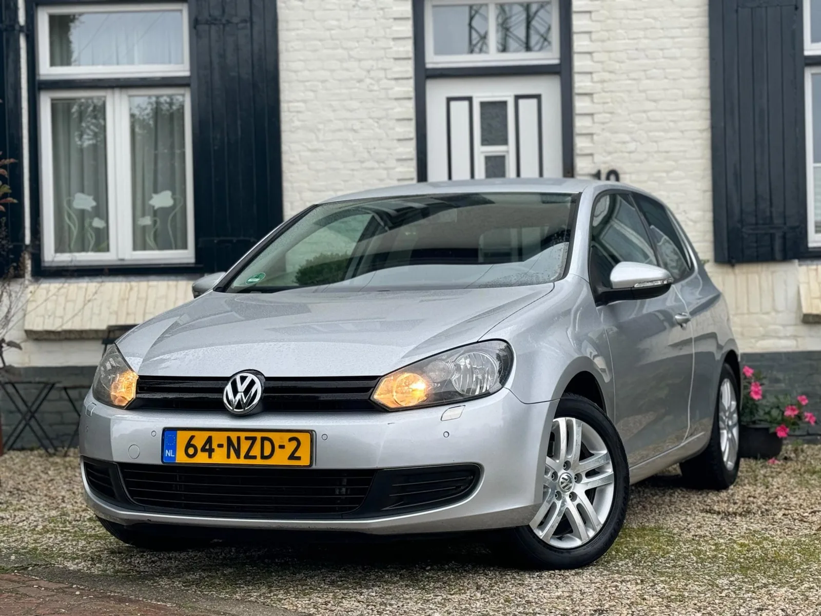 Volkswagen Golf (2010) — foto 1